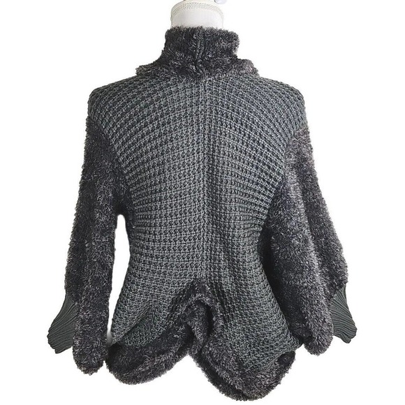 Urban Mango ~Woman Size L~ Gray Sweater Cardigan Open Front. - Picture 6 of 12